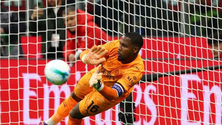 Milan-Roma, Pedullà: 'Fare di tutto per rinnovare Maignan. Nkunku ...'