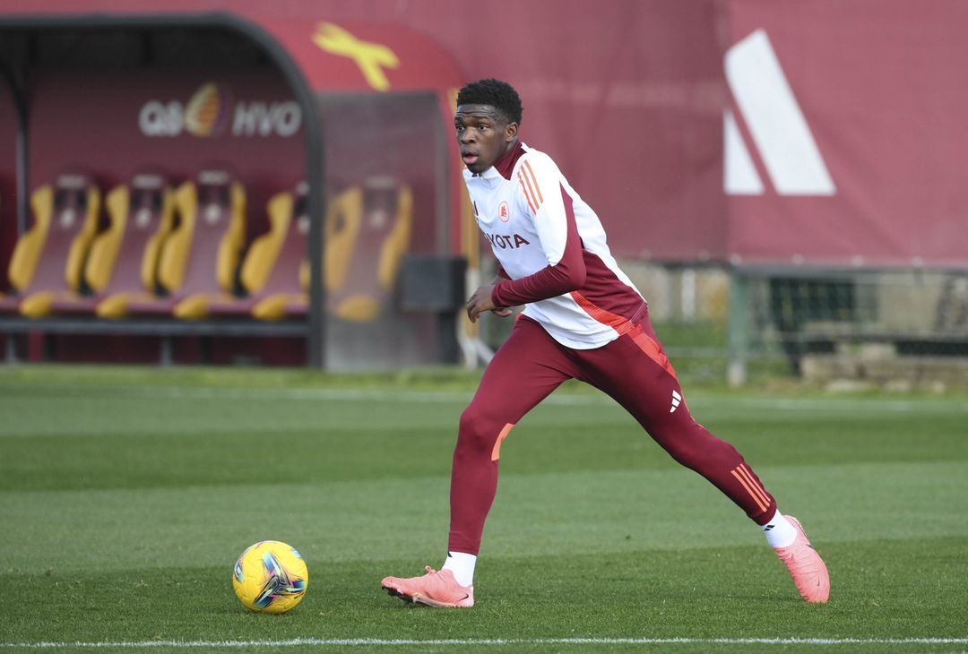 Trigoria, la ripresa degli allenamenti in vista del Venezia – FOTO GALLERY - immagine 9