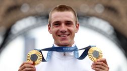 Ciclismo, incidente in allenamento per Evenepoel: frattura alla clavicola sinistra