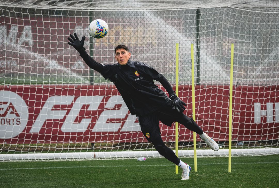 Trigoria, l’allenamento a due giorni dalla trasferta di Genova – FOTO GALLERY - immagine 14