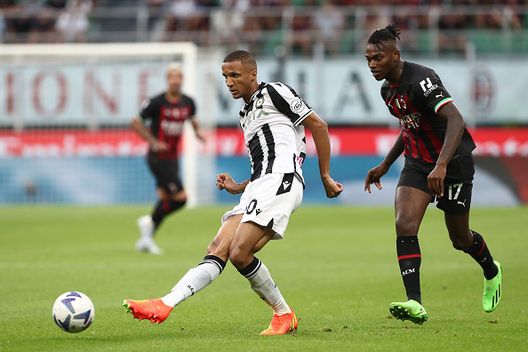 Agosto 2022 a San Siro: Rodrigo Becao Rafael Leao (Photo by Marco Luzzani/Getty Images) Becao Leao