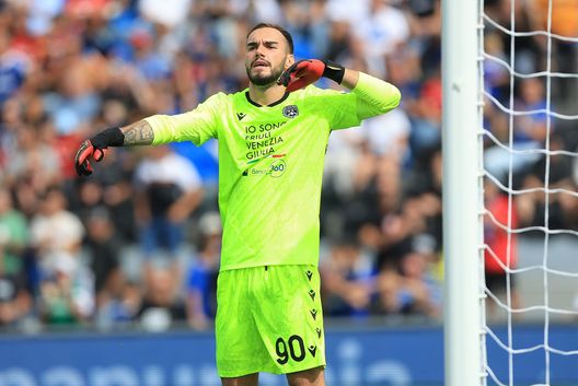 PISA, ITALY - SEPTEMBER 14: Razvan Sava of Udinese Calcio in action during the Serie A match between Pisa SC and Udinese Calcio at Arena Garibaldi on September 14, 2025 in Pisa, Italy. (Photo by Gabriele Maltinti/Getty Images)