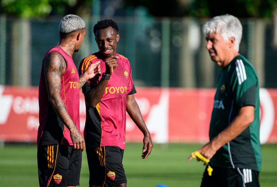 Raduno Roma, il primo allenamento di Wesley e Vasquez a Trigoria- FOTO GALLERY - immagine 37
