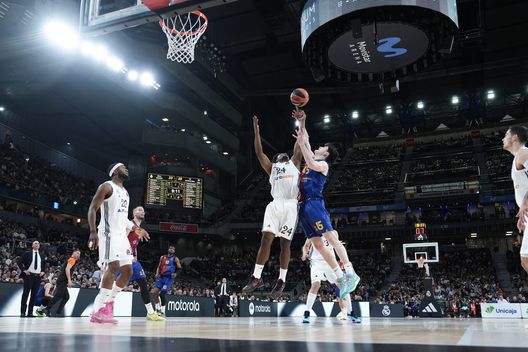 Il Real Madrid fa due su due e vince il Clásico contro il Barcellona 96-91- immagine 5