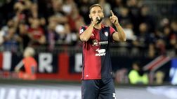 Cagliari, pareggio in extremis 2-2 contro il Modena. In gol Piccoli e Pavoletti, ecco top e flop
