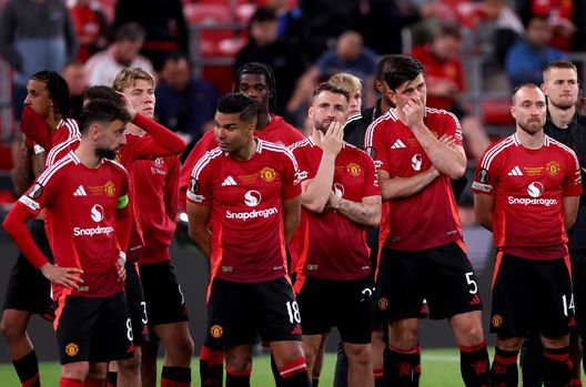 La delusione sul volto dei giocatori del Manchester United. (Foto di Ryan Pierse/Getty Images) Manchester United, un disastro senza precedenti: i giocatori chiedono la cessione- immagine 3