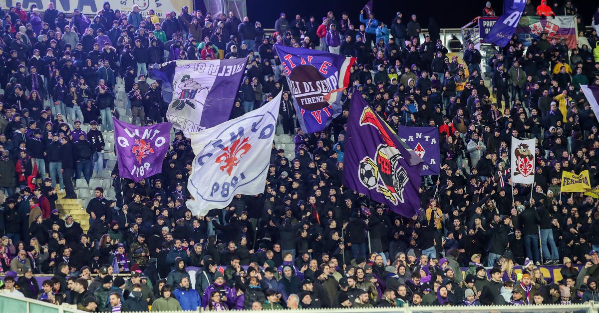 Firenze si prepara all'impresa in Conference: pronta coreografia e tutto esaurito al Franchi