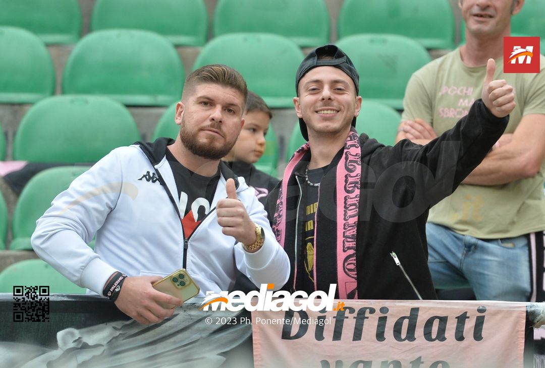 FOTOTIFO Palermo-Cittadella 0-1, gli scatti ai tifosi al “Renzo Barbera” (GALLERY) - immagine 63