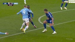 VIDEO / City, Haaland scarta tutti e sfiora un gol clamoroso