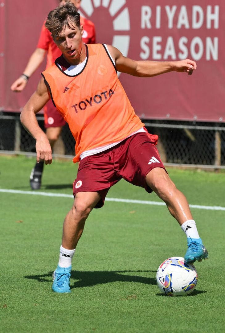 Trigoria, Roma a lavoro a tre giorni dalla Juve – FOTO GALLERY - immagine 19
