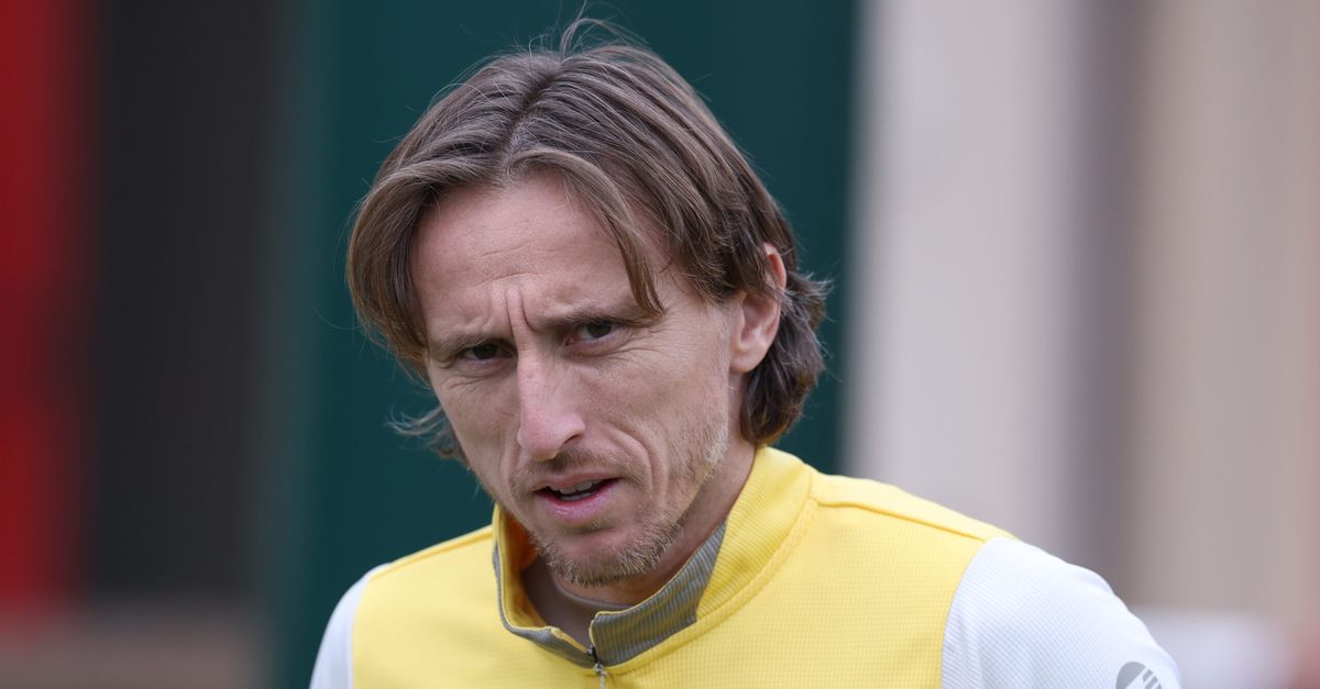 Moretto: “Modric deciderà intorno maggio, vuole vincere col Milan e poi decidere sul suo futuro”