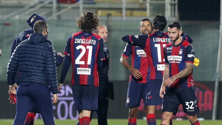 Crotone, l’allenamento in vista del Torino: assenti Benali e Cigarini - immagine 1