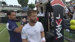 VIDEO / Fognini insulta Moutet in francese e in italiano: “Sei una me…”