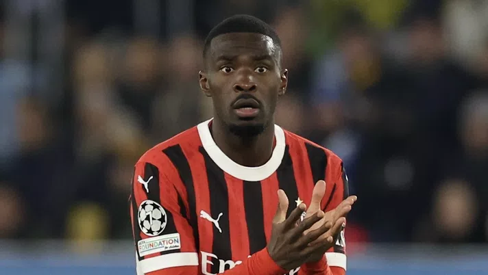 Fikayo Tomori AC Milan Slovan Bratislava-Milan 2-3 Champions League 2024-2025