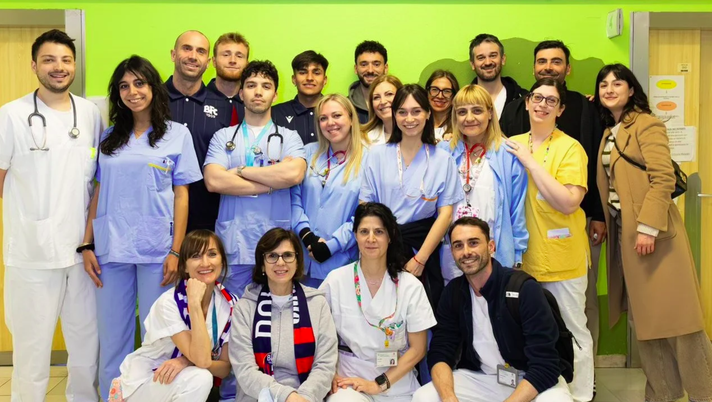 Il saluto speciale del Bologna al reparto di pediatria del Sant’Orsola - immagine 1
