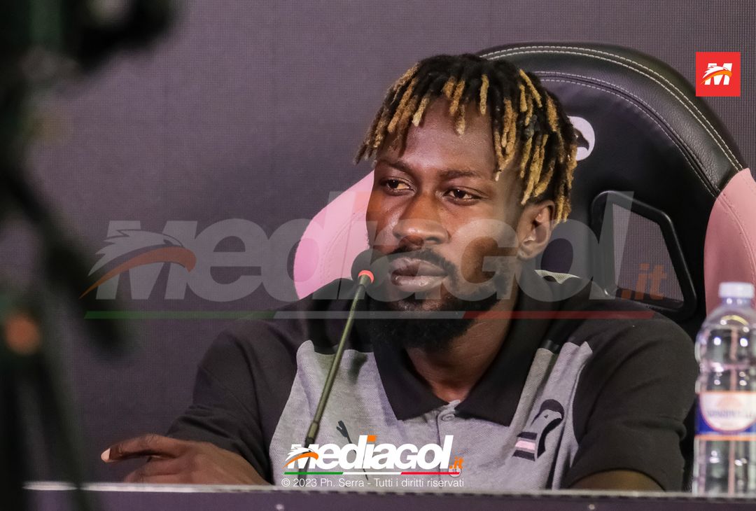 FOTO PALERMO, Mamadou Coulibaly presentato in conferenza stampa (GALLERY) - immagine 12