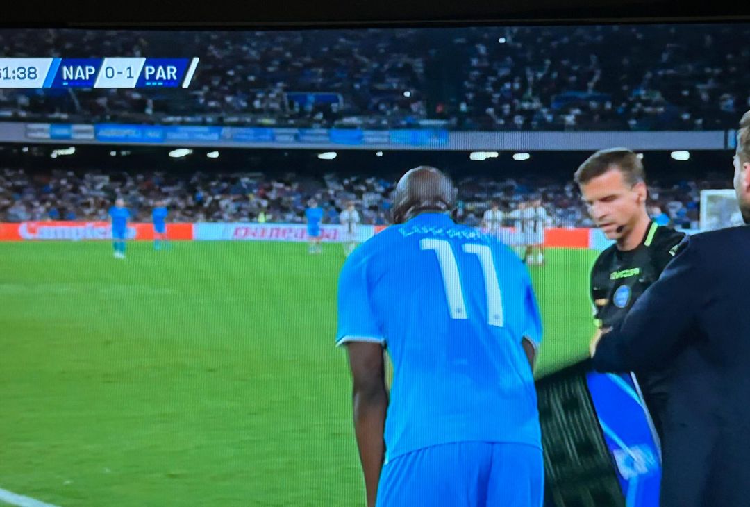 GALLERY Napoli-Parma, la prima di Big Rom al Maradona: ecco l’ingresso in campo - immagine 4