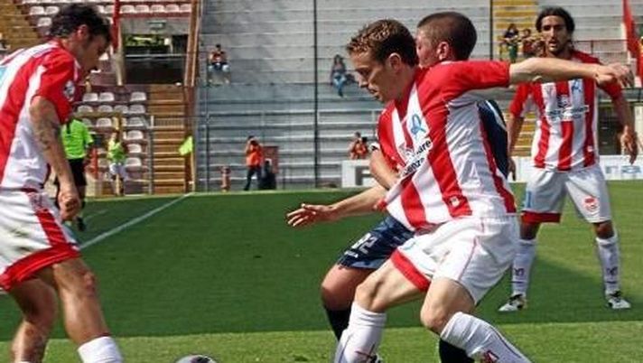 Il tabellone del mercato granata - immagine 1