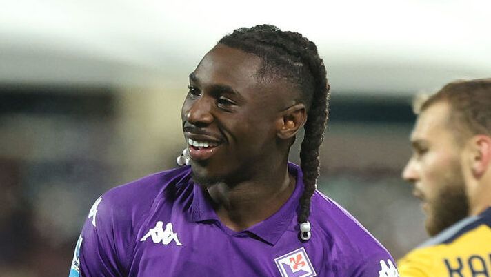 FLORENCE, ITALY - DECEMBER 23: Moise Kean of ACF Fiorentina reacts during the Serie A match between Fiorentina and Udinese at Stadio Artemio Franchi on December 23, 2024 in Florence, Italy. (Photo by Gabriele Maltinti/Getty Images) CorSport – Fiorentina, il punto sui rinnovi di Kean e Mandragora. Più complicato Dodò - immagine 1