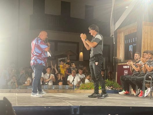 La presentazione del Torino a Pinzolo: tanti applausi per Vanoli e i giocatori- immagine 7