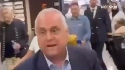 VIDEO / A Fiumicino con Hummels c’è Lotito! I tifosi: “Non ce lo rubare, Presidente!”