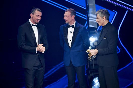 Getty Images Amadeus: “Sanremo? Curiosità più che nostalgia. E su Affari tuoi con De Martino…”- immagine 3