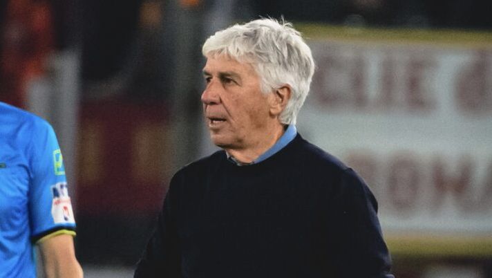 ROME, ITALY - MARCH 01: AS Roma coach Gian Piero Gasperini during the Serie A match between AS Roma and Juventus FC at Stadio Olimpico on March 01, 2026 in Rome, Italy. (Photo by Luciano Rossi/AS Roma via Getty Images) Gasperini: “C’è rammarico ma non si va in depressione per un gol del genere! Pisilli strepitoso” - immagine 1