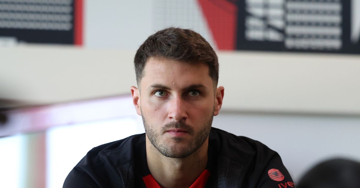 Milan, Gimenez fatica anche con la nazionale? Ecco la sua prestazione Milan, Gimenez fatica anche con la nazionale? Ecco la sua prestazione