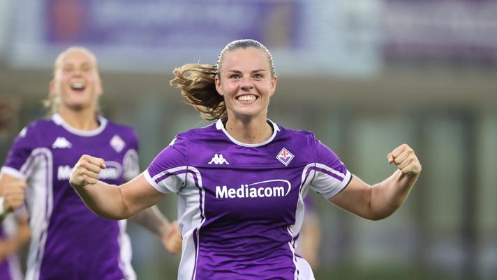 Faerge: “Siamo pronte per battere il Genoa. Vogliamo vincere dei trofei” Fiorentina femminile