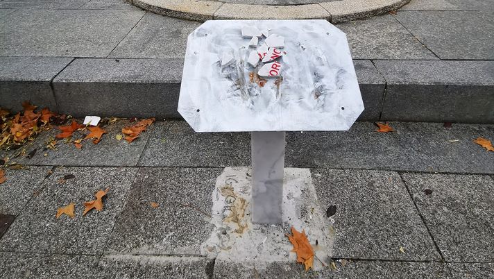 Torino, vandalizzata la targa di Mazzola in piazza Galimberti - immagine 1