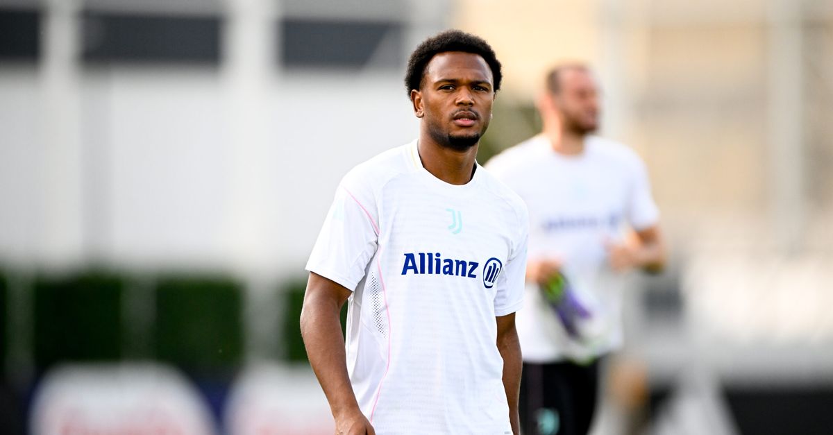 Openda: “Uno da cui mi sono ispirato è Zlatan Ibrahimovic”