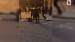 VIDEO Newcastle, paura Lascelles: pugni e calci, il capitano aggredito in una rissa