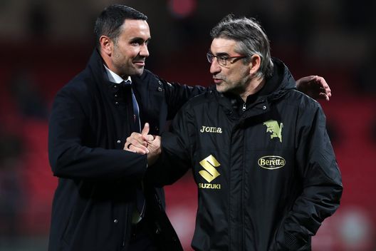 MONZA, ITALY - NOVEMBER 11: Raffaele Palladino, Head Coach of AC Monza, and Ivan Juric, Head Coach of Torino FC, embrace prior to the Serie A TIM match between AC Monza and Torino FC at U-Power Stadium on November 11, 2023 in Monza, Italy. (Photo by Emilio Andreoli/Getty Images)