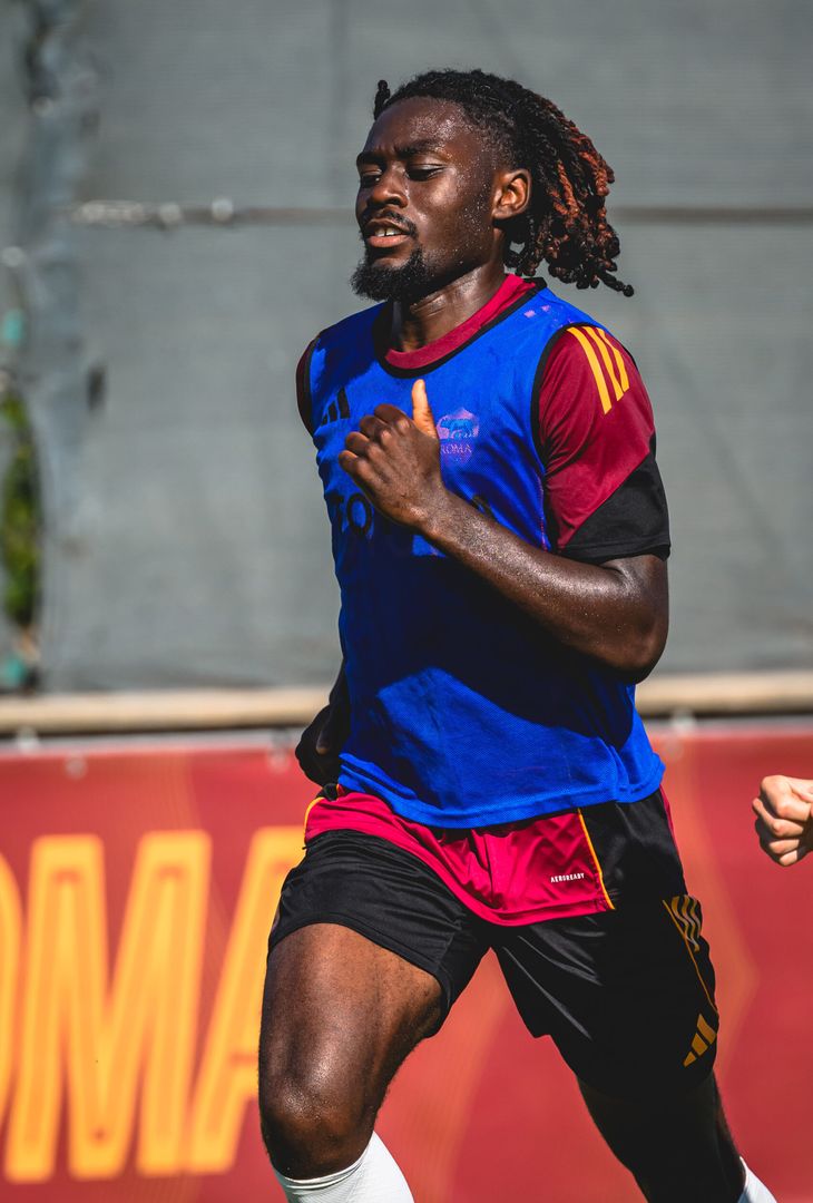 Trigoria, la ripresa degli allenamenti: presenti Massara e Ranieri – FOTO GALLERY - immagine 8