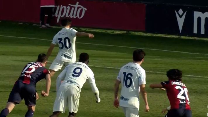 LIVE Primavera, Bologna-Inter 0-1: si sblocca il match, Mosconi non sbaglia dal dischetto! LIVE Primavera, Bologna-Inter 0-1: si sblocca il match, Mosconi non sbaglia dal dischetto! - immagine 1