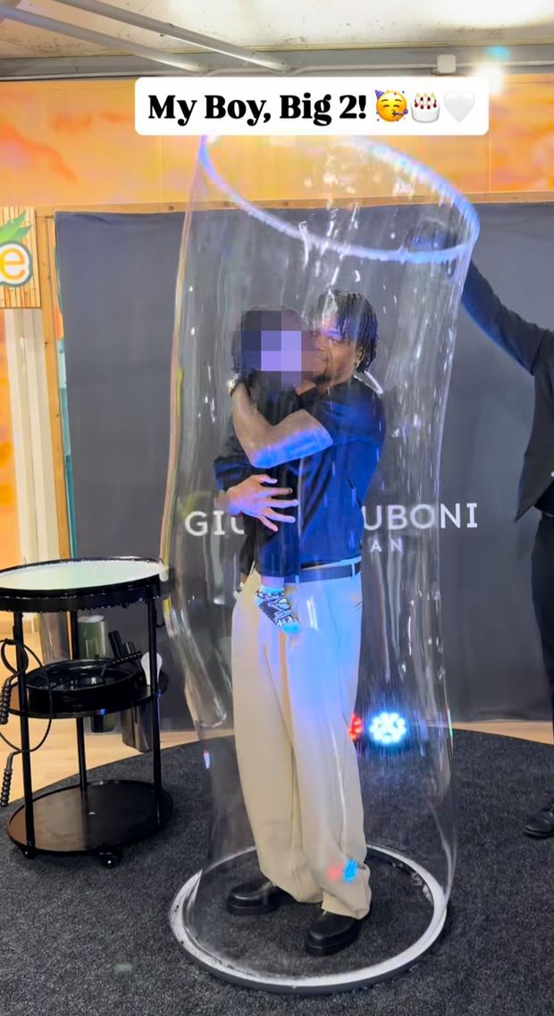 Bailey: risate, magie e bolle di sapone per il compleanno del figlio- immagine 2