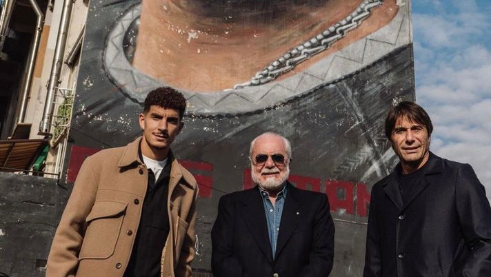 “Se venissi anch’io al murale”, il motivo della richiesta di Di Lorenzo: il retroscena “Se venissi anch’io al murale”, il motivo della richiesta di Di Lorenzo: il retroscena - immagine 1