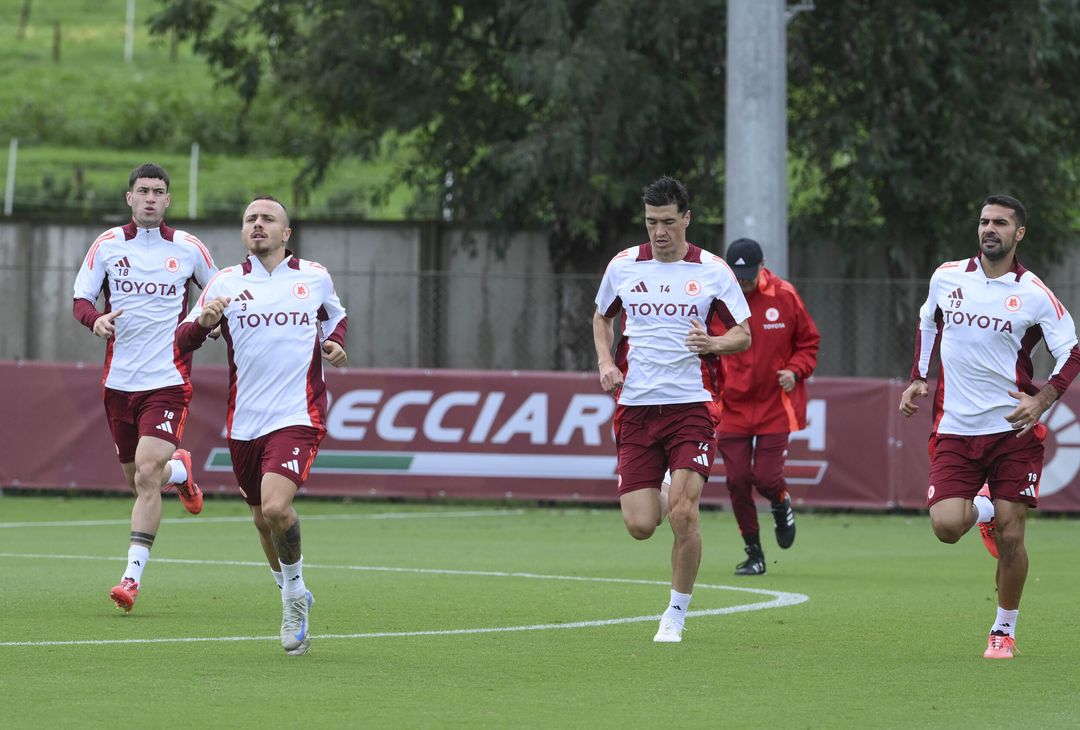 Trigoria, la rifinitura alla vigilia dell’Inter – FOTO GALLERY - immagine 20