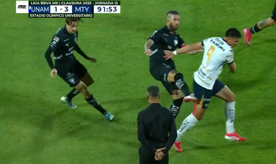 Prima espulsione per Sergio Ramos in Messico - Fonte Video Account X Hugol Prima espulsione per Sergio Ramos in Messico - Fonte Video Account X Hugol