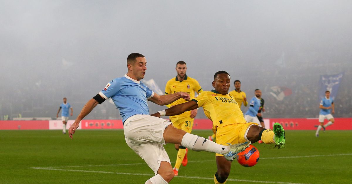 Coppa Italia, le parole di Marusic post Lazio Milan: “Voglio ringraziare i tifosi” Coppa Italia, le parole di Marusic post Lazio Milan: “Voglio ringraziare i tifosi”