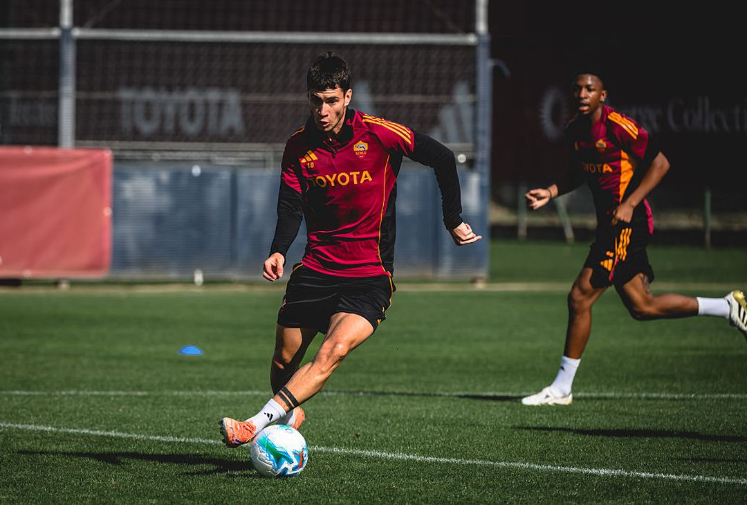 Trigoria, l’allenamento mattutino dei giallorossi – FOTO GALLERY - immagine 4