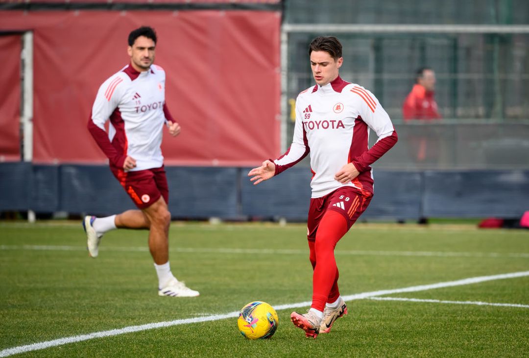 Trigoria, ultimo allenamento del 2024: ancora out Cristante – FOTO GALLERY - immagine 26