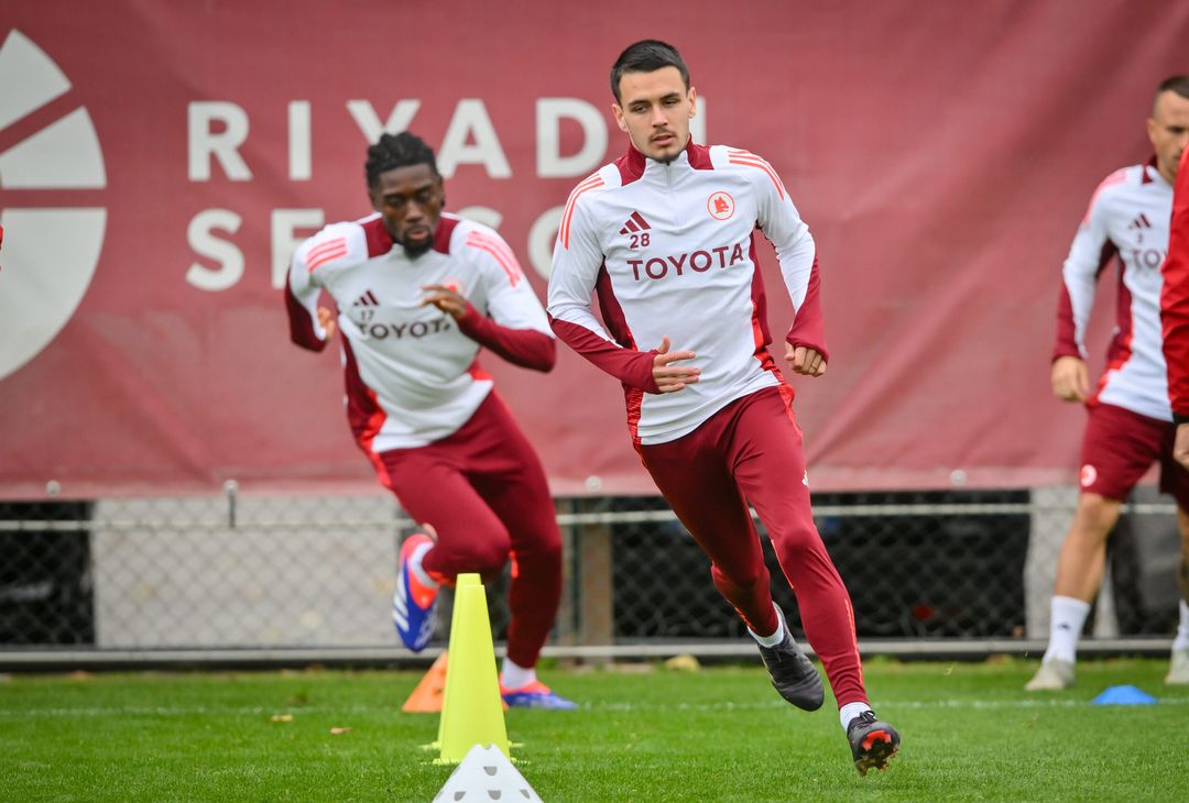 Trigoria, l’allenamento del mercoledì mattina – FOTO GALLERY - immagine 36