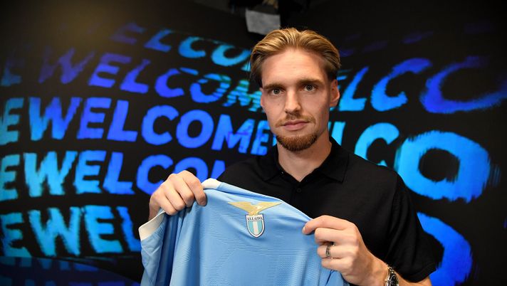 ROME, ITALY - JANUARY 09: SS Lazio unveil new signing Kenneth Taylor poses at the Formello sport Centre on January 09, 2026 in Rome, Italy. (Photo by Marco Rosi - SS Lazio/Getty Images) Taylor