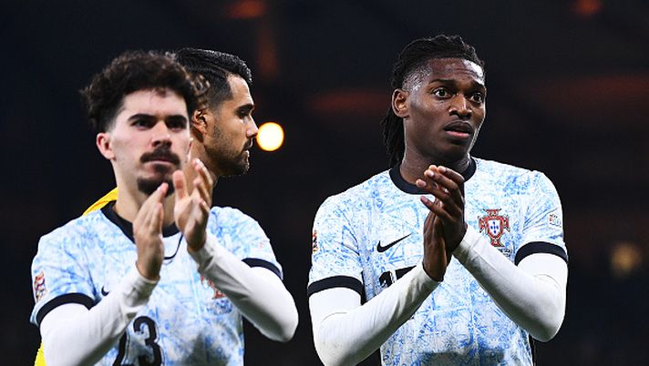 Rafael Leao, l’unico attaccante marcato da 3 giocatori in Serie A… - immagine 1