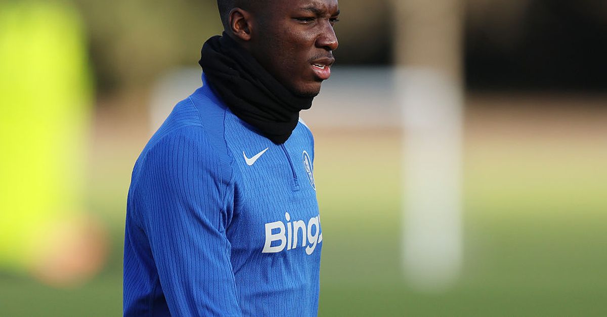 Chelsea, maxi rinnovo per Caicedo: firma coi Blues fino al 2033