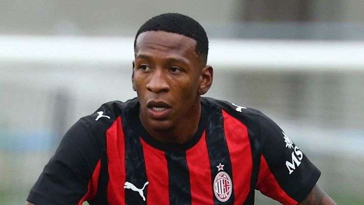 Inter-Milan, chi gioca a sinistra? La previsione in vista del derby di domenica sera