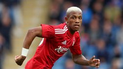 L’ex calciatore: “Danilo al Milan? È come ricevere un calcio nei denti”