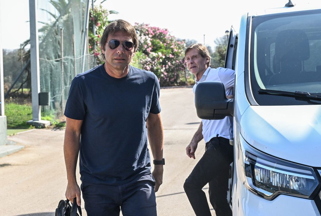 GALLERY Primo giorno di scuola a Castel Volturno: ritorni e volti nuovi- immagine 1