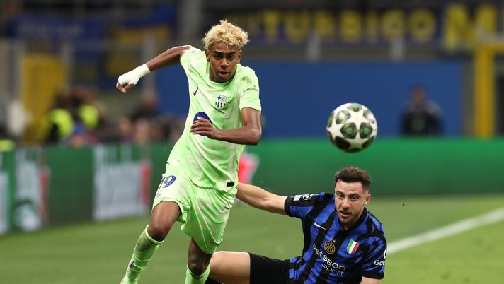 Lahoz su Inter-Barcellona: “Azioni molto difficili da interpretare. Su Yamal…” - immagine 1